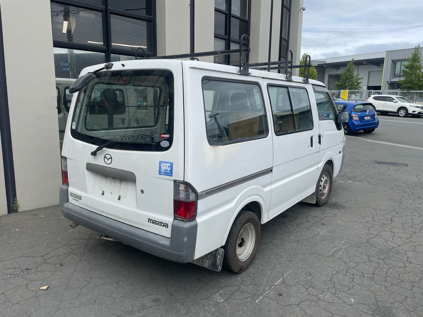 MAZDA BONGO (SK82) 2008