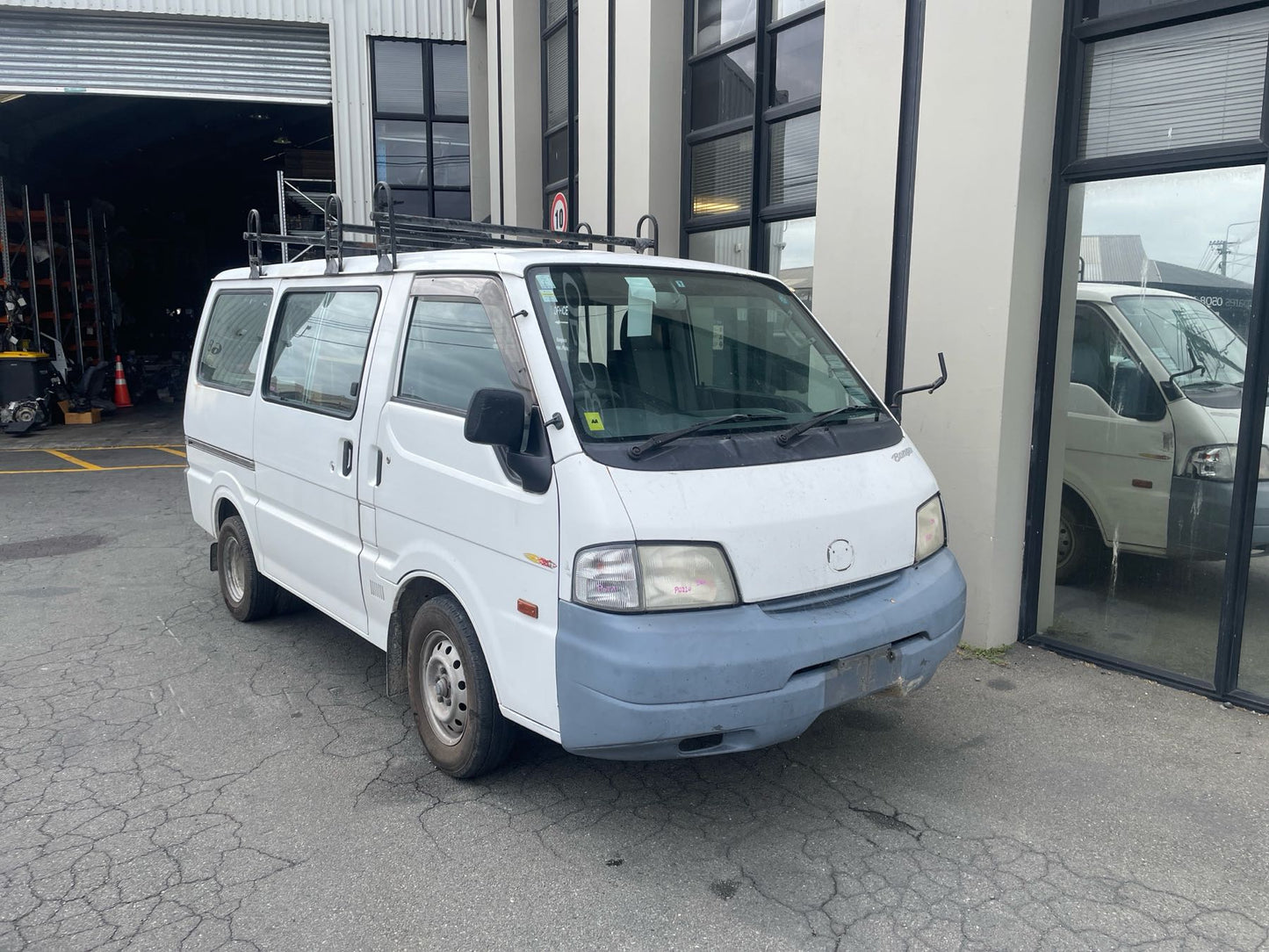 MAZDA BONGO (SK82) 2008