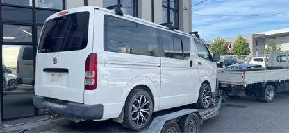 TOYOTA HIACE (KDH200) 2005