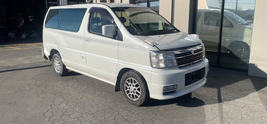 NISSAN ELGRAND (E50) 2001