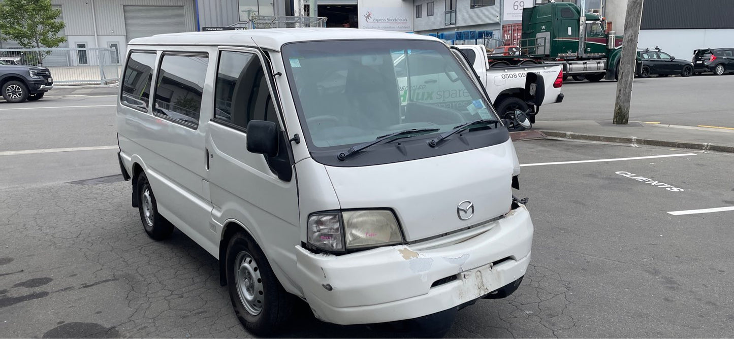 MAZDA BONGO (SK82) 2003