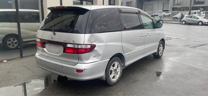 TOYOTA ESTIMA (ACR30) 2001