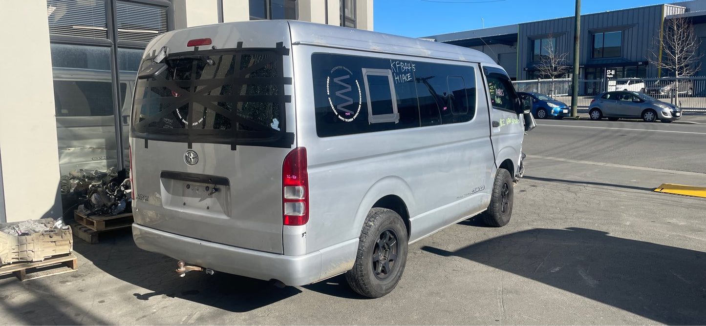 TOYOTA HIACE (TRH219) 2014