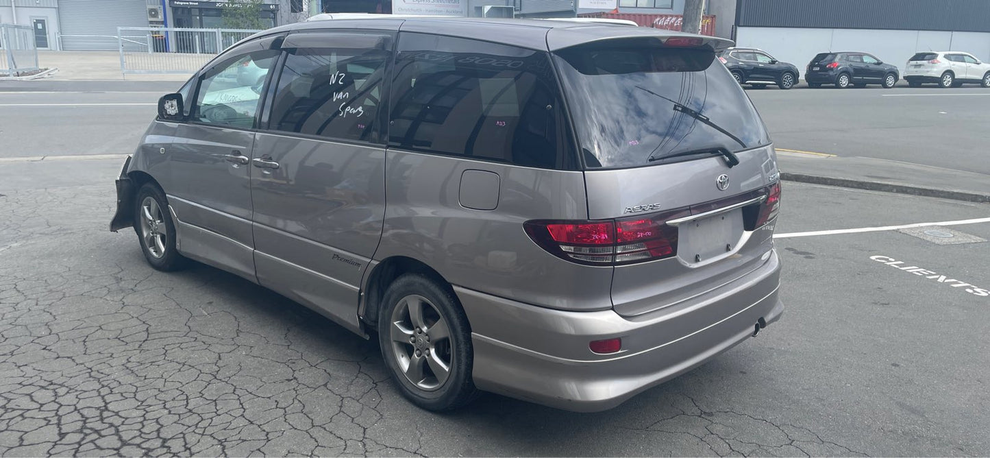 TOYOTA ESTIMA (ACR30) 2005