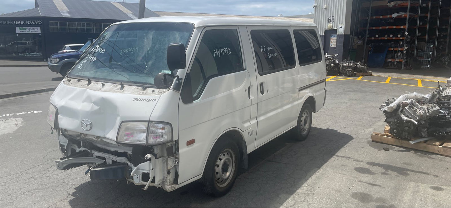 MAZDA BONGO (SK82) 2014