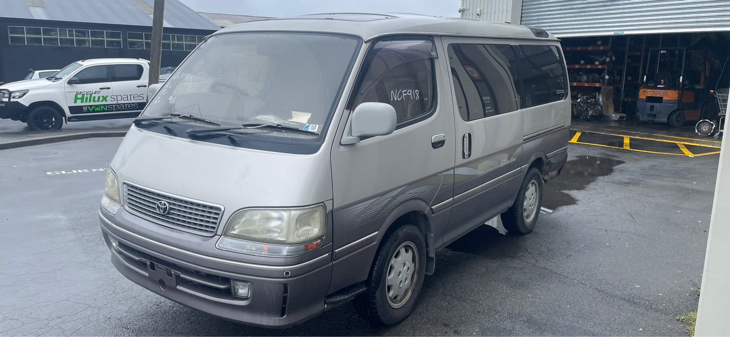 TOYOTA HIACE SUPER CUSTOM (RZH101) 1999