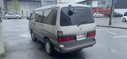 TOYOTA HIACE SUPER CUSTOM (RZH101) 1999