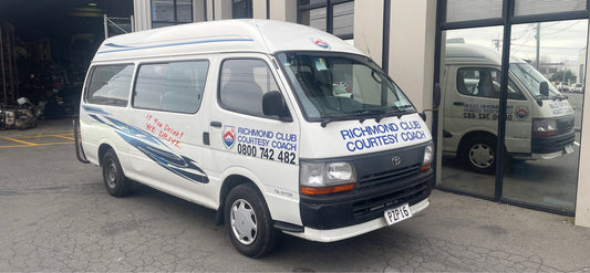 TOYOTA HIACE (LH123) 1996