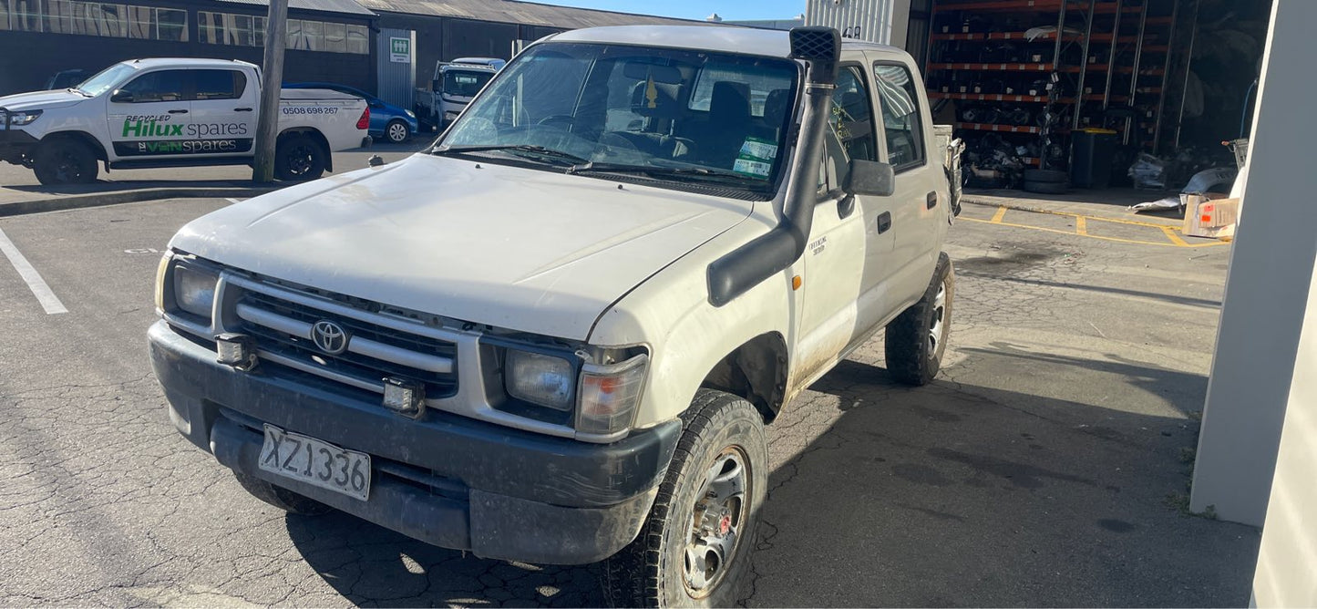 TOYOTA HILUX (LN167)  1999